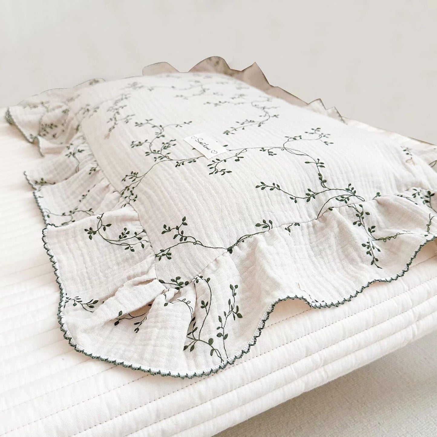 BuLuTu 100% Cotton Muslin Floral Pillowcase Standard Size Soft Breathable Gauze Cotton Kids Teens Pillow Cases 20"x26", Durable Pillow Cover, 1 Piece, Vine Pattern, Machine Wash